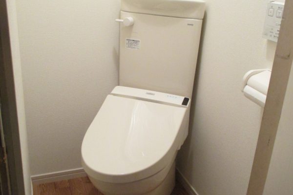 狭いトイレのリフォーム