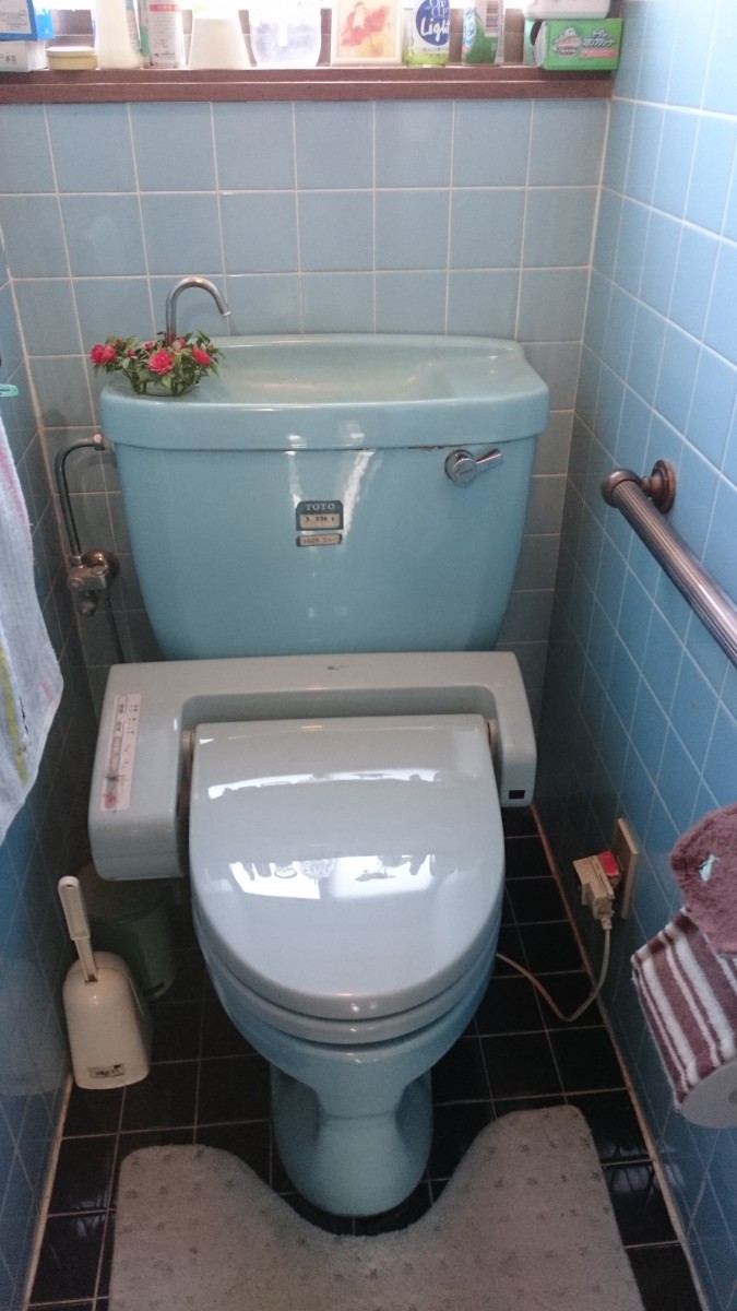 古いトイレを節水型トイレに入れ替え 真柄工務店